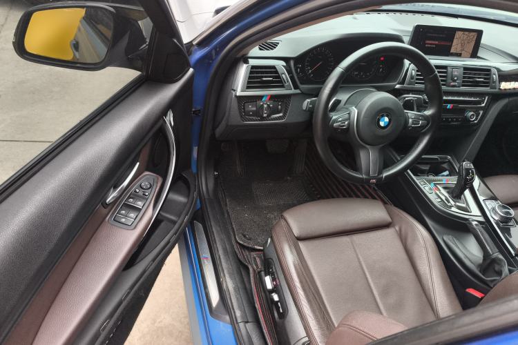 Used BMW 3 Series 2018 320Li Leading Model M Sport Package Interior 3
