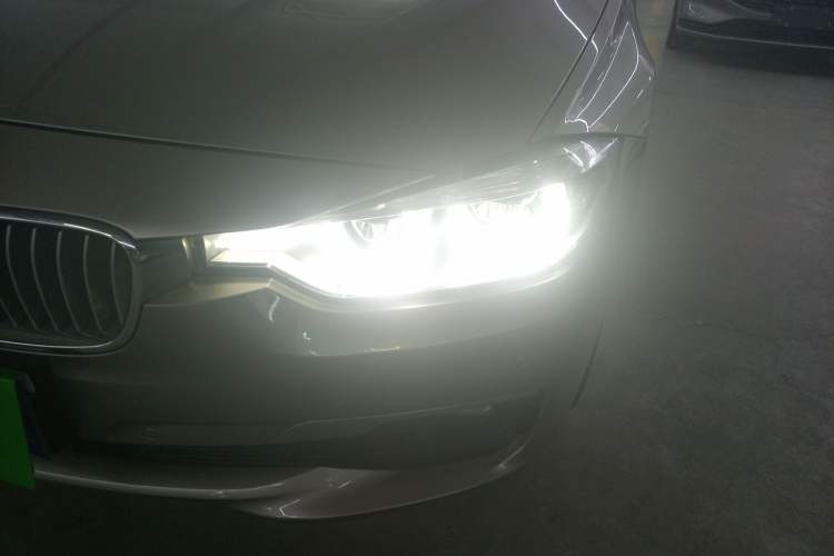 Used BMW 3 Series 2018 320Li Fashion Model Left Front Headlight