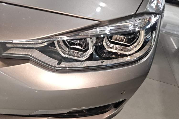 Used BMW 3 Series 2018 320Li Fashion Model Left Front Headlight