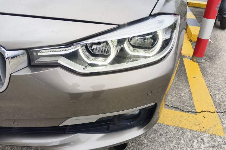 Used BMW 3 Series 2018 318Li Left Front Headlight