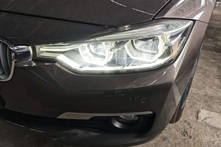 Used BMW 3 Series 2018 320Li Fashion Model Left Front Headlight