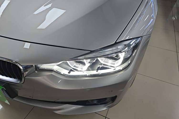 Used BMW 3 Series 2018 320Li Fashion Model Left Front Headlight