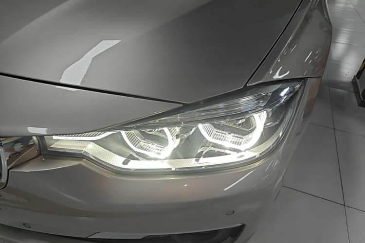Used BMW 3 Series 2018 320Li Fashion Model Left Front Headlight