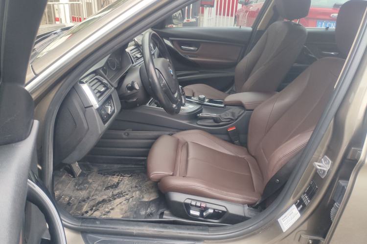 Used BMW 3 Series 2018 320Li Fashion Model Left Front Seat