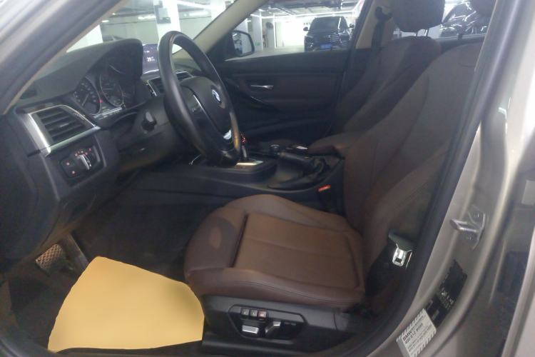 Used BMW 3 Series 2018 320Li Fashion Model Left Front Seat