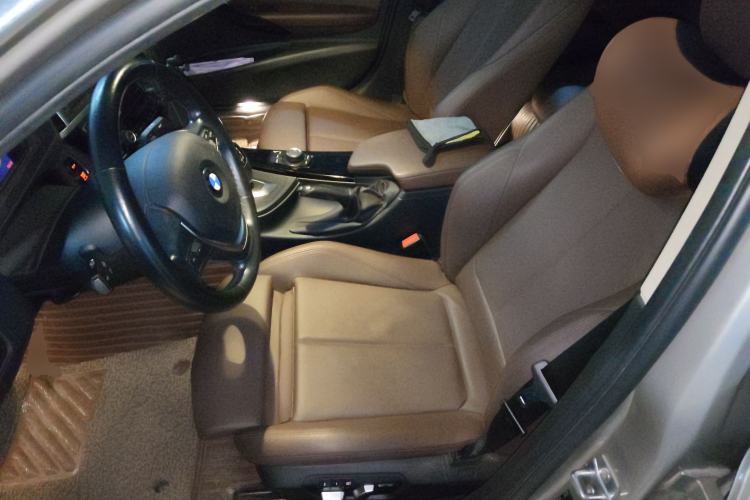 Used BMW 3 Series 2018 320Li Fashion Model Left Front Seat