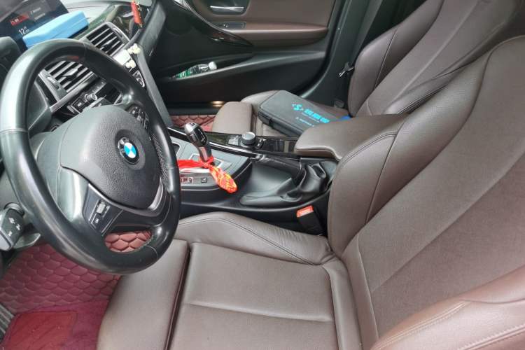 Used BMW 3 Series 2018 320Li Fashion Model Left Front Seat