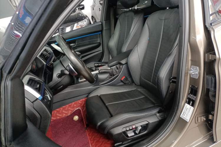 Used BMW 3 Series 2018 320i M Sport Package Left Front Seat