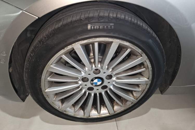 Used BMW 3 Series 2018 320Li Fashion Model Left Front Wheel Hub