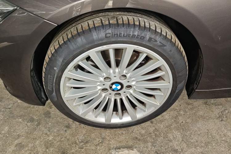 Used BMW 3 Series 2018 320Li Fashion Model Left Front Wheel Hub