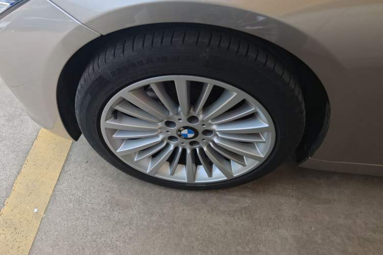 Used BMW 3 Series 2018 320Li Fashion Model Left Front Wheel Hub