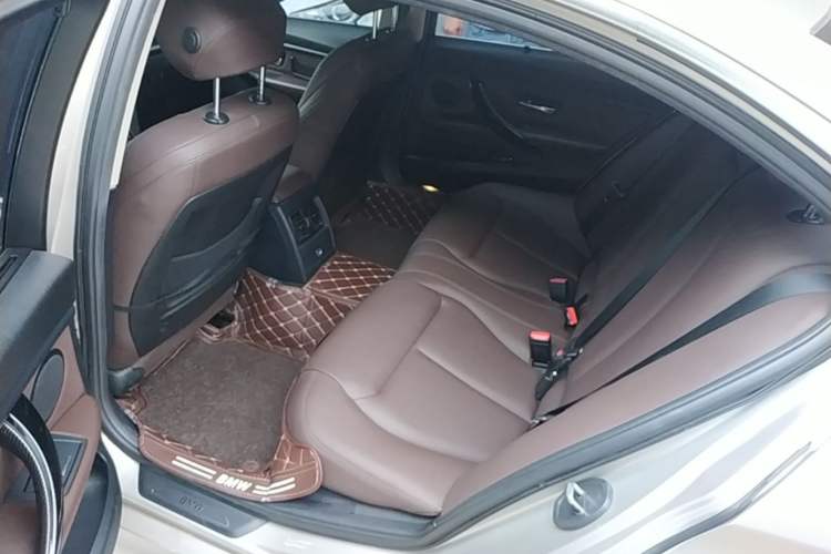 Used BMW 3 Series 2018 320Li Fashion Model Left Rear Seat
