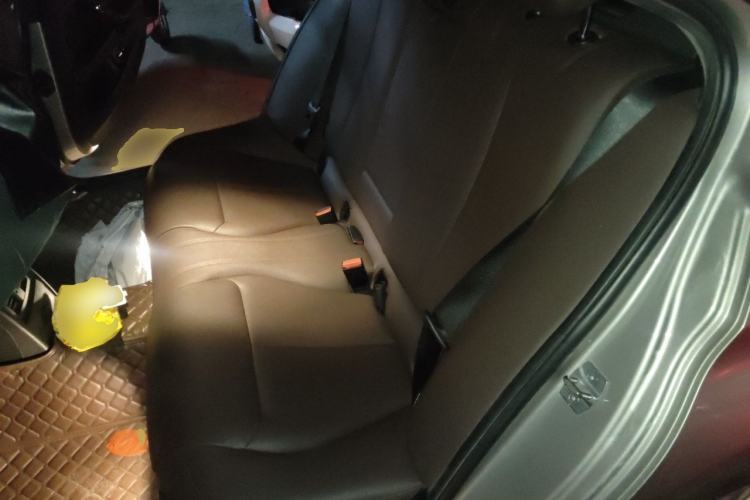 Used BMW 3 Series 2018 320Li Fashion Model Left Rear Seat
