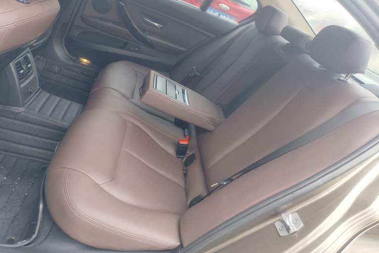Used BMW 3 Series 2018 320Li Fashion Model Left Rear Seat
