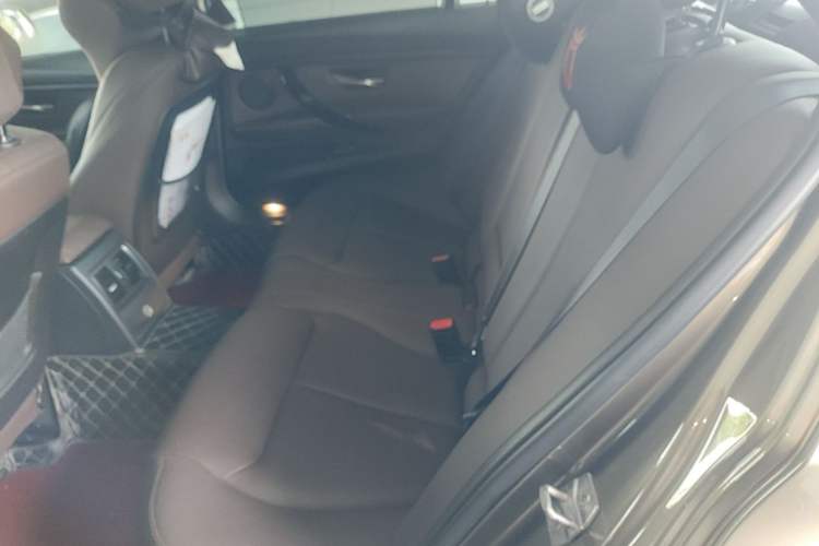 Used BMW 3 Series 2018 320Li Leading Model M Sport Package Left Rear Seat