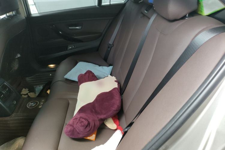 Used BMW 3 Series 2018 320Li Fashion Model Left Rear Seat