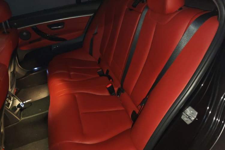 Used BMW 3 Series 2018 330Li M Sport Shadow Edition Left Rear Seat