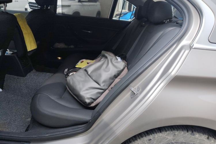 Used BMW 3 Series 2018 320Li xDrive Fashion Model Left Rear Seat