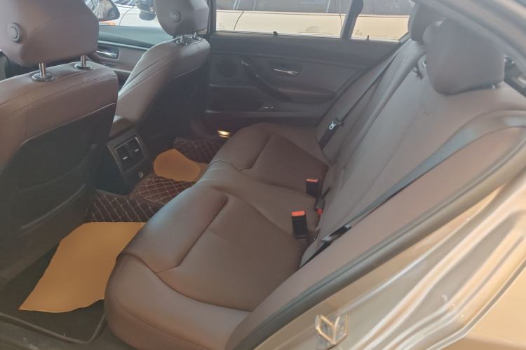 Used BMW 3 Series 2018 320Li Fashion Model Left Rear Seat