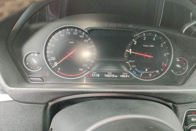Used BMW 3 Series 2018 320Li M Sport Night Edition Odometer Close Up