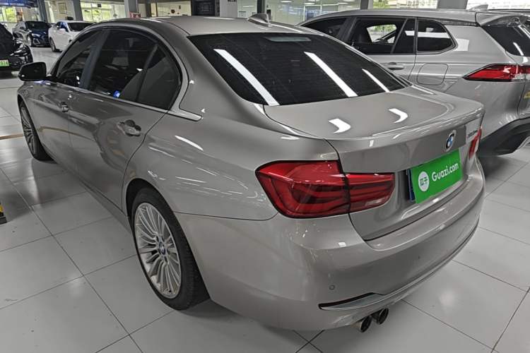 Used BMW 3 Series 2018 320Li Fashion Model Rear Left 45 Deg