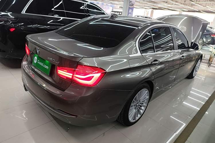 Used BMW 3 Series 2018 320Li Fashion Model Rear Right 45 Deg
