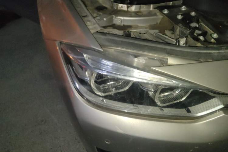 Used BMW 3 Series 2018 320Li Fashion Model Right Front Headlight