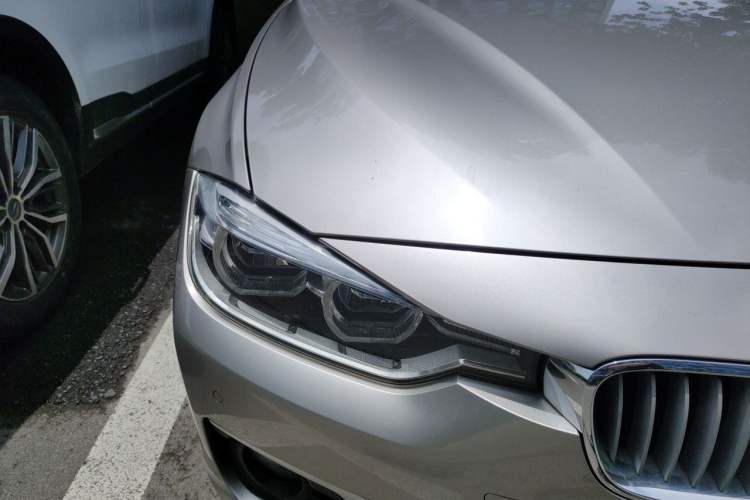 Used BMW 3 Series 2018 320Li Fashion Model Right Front Headlight