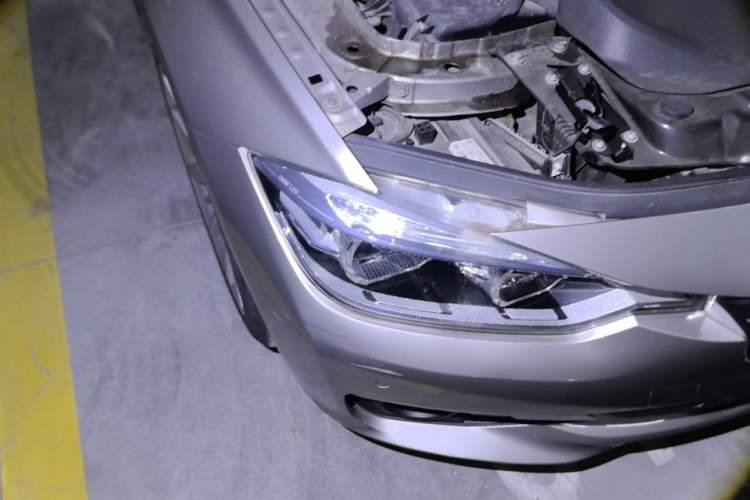 Used BMW 3 Series 2018 320Li Fashion Model Right Front Headlight