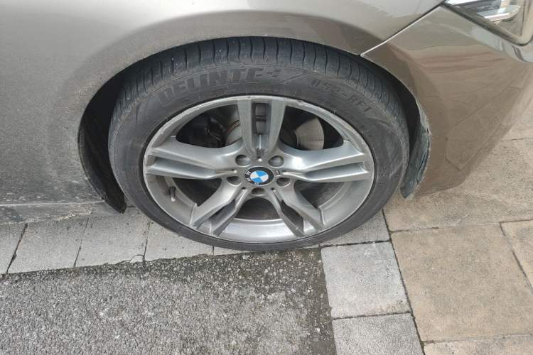 Used BMW 3 Series 2018 320Li M Sport Night Edition Right Front Wheel Hub