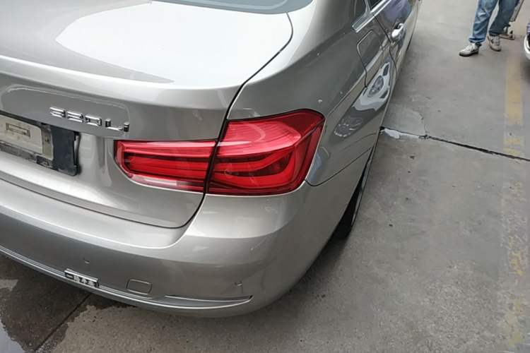 Used BMW 3 Series 2018 320Li Fashion Model Right Rear Taillight