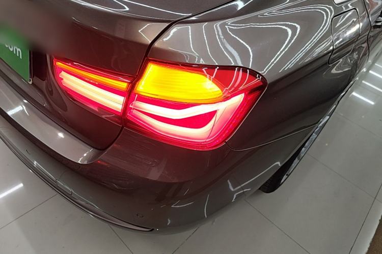 Used BMW 3 Series 2018 320Li Fashion Model Right Rear Taillight