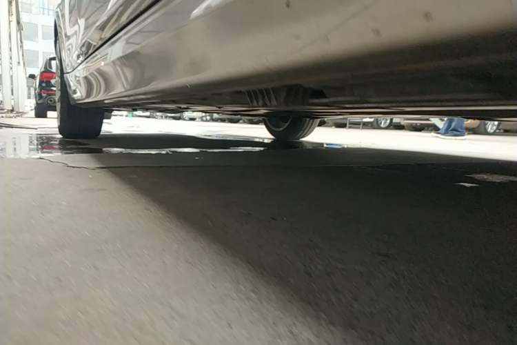 Used BMW 3 Series 2018 320Li Fashion Model Right Side Sill