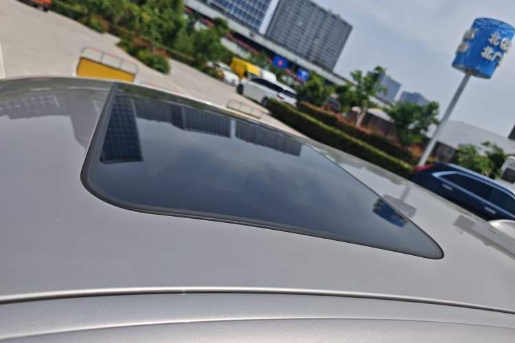 Used BMW 3 Series 2018 320Li Fashion Model Roof
