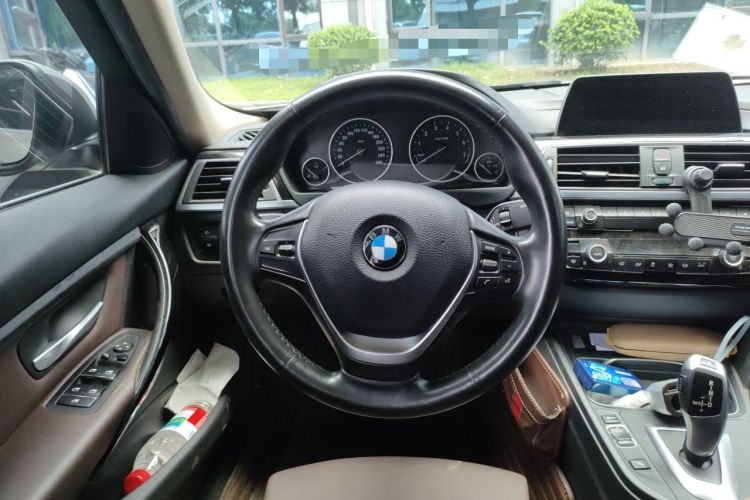 Used BMW 3 Series 2018 320Li Fashion Model Steering Wheel