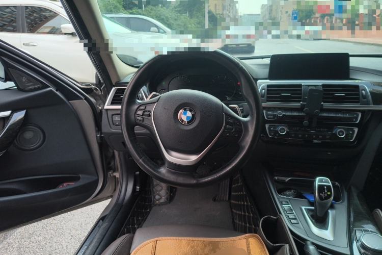 Used BMW 3 Series 2018 320Li Leading Luxury Package Steering Wheel