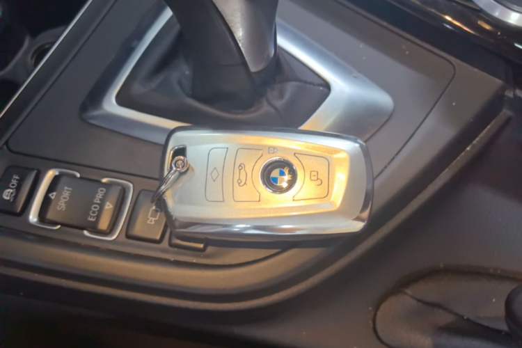 Used BMW 3 Series 2018 320Li M Sport Night Edition Vehicle Key