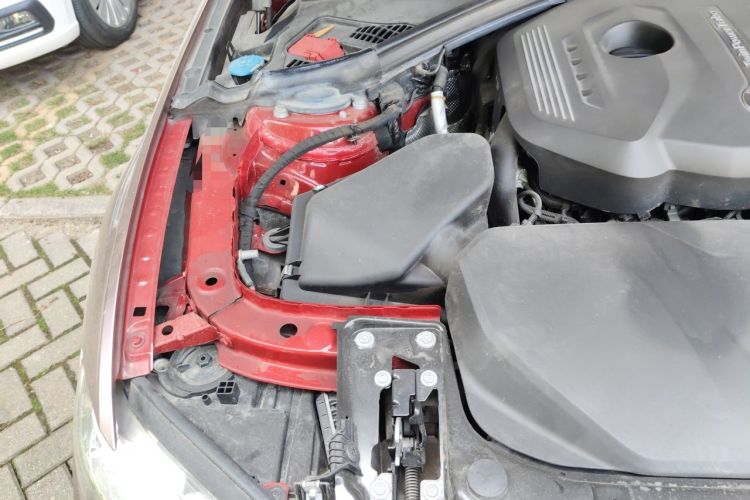 Used BMW 3 Series 2018 320Li M Sport Night Edition Engine Bay Right