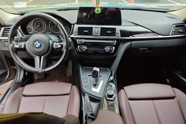 Used BMW 3 Series 2018 320Li Fashion Model Center Console