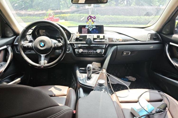 Used BMW 3 Series 2018 320Li M Sport Night Edition Center Console