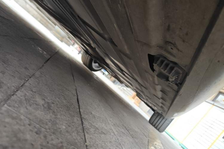 Used BMW 3 Series 2018 320Li Leading Model M Sport Package Chassis Front Left