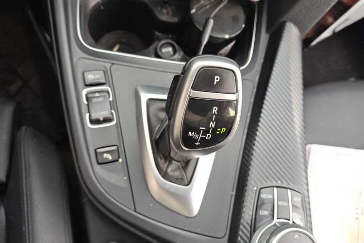 Used BMW 3 Series 2018 320Li Leading Model M Sport Package Gear Lever
