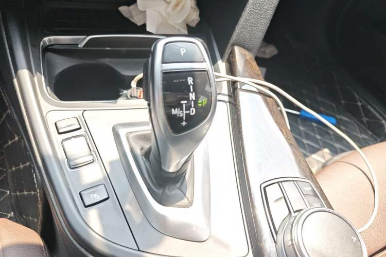 Used BMW 3 Series 2018 320Li M Sport Night Edition Gear Lever