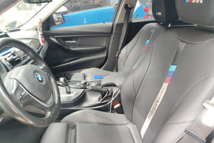 Used BMW 3 Series 2018 320Li Fashion Model Left Front Seat