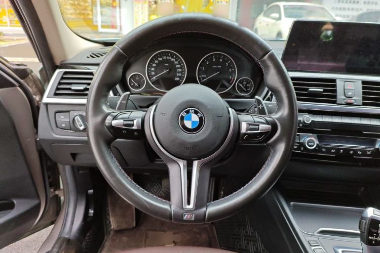 Used BMW 3 Series 2018 320Li Fashion Model Steering Wheel