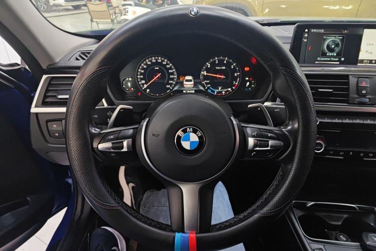 Used BMW 3 Series 2018 320Li Leading Model M Sport Package Steering Wheel