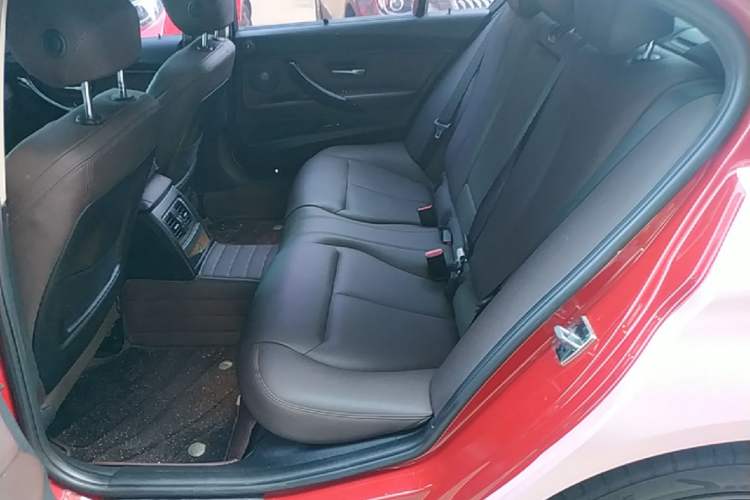 Used BMW 3 Series 2018 320Li Fashion Model Left Rear Seat