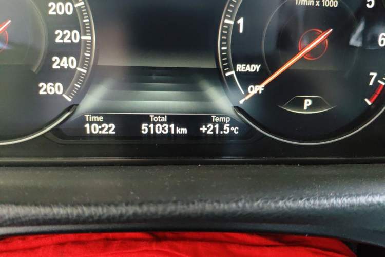 Used BMW 3 Series 2018 320Li M Sport Night Edition Odometer Close Up