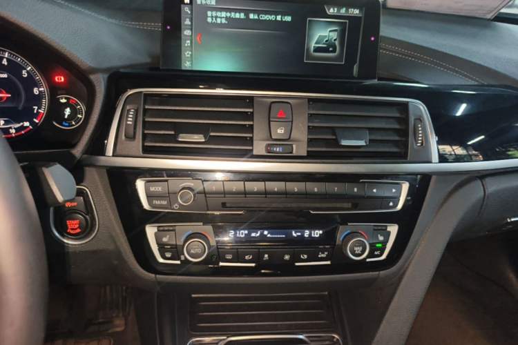 Used BMW 3 Series 2018 320Li Leading Model M Sport Package Audio And AC Panel