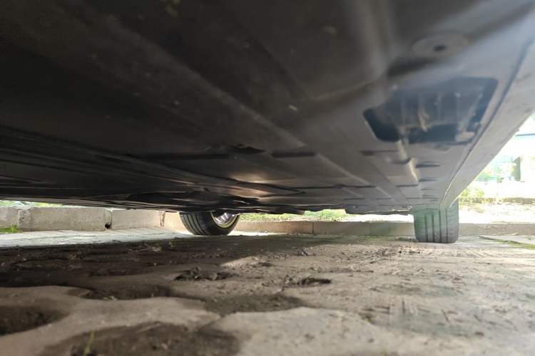 Used BMW 3 Series 2018 320Li Fashion Model Chassis Front Left